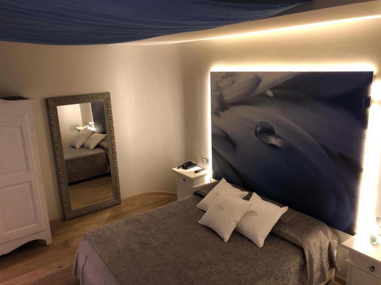 פוזולי Hotel Tiro A Volo מראה חיצוני תמונה